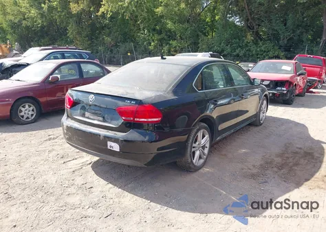 2014 Volkswagen Passat 1.8T Se из США, поврежденный, VIN 1VWBT7A34EC063056